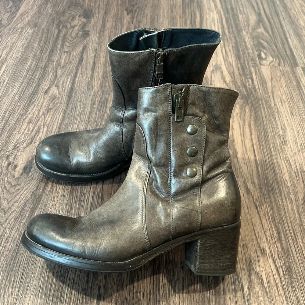 Alberto Fermani limited Edition Boots Distressed Brown Size 40 Made In Italy